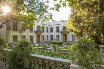 Fairlawns Boutique Hotel And Spa