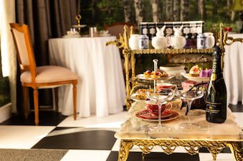 Fairlawns Boutique Hotel And Spa