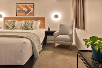 Best Western Newmarket Inn & Suites