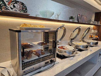 Best Western Newmarket Inn & Suites
