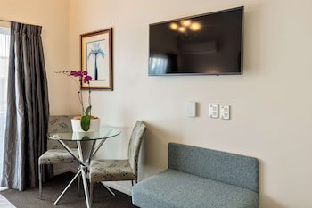Best Western Newmarket Inn & Suites