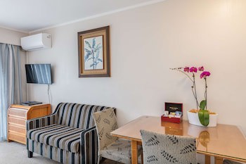 Best Western Newmarket Inn & Suites