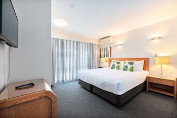Best Western Newmarket Inn & Suites