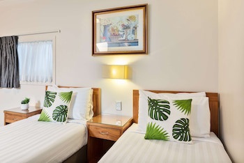 Best Western Newmarket Inn & Suites