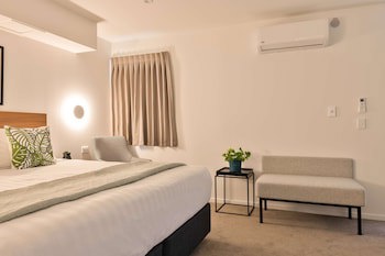 Best Western Newmarket Inn & Suites