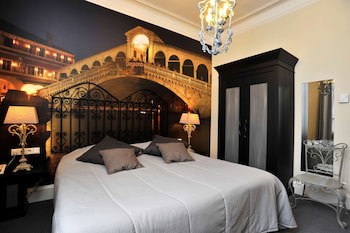 Golden Tulip West Ende