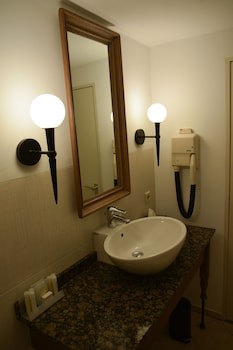 Golden Tulip West Ende