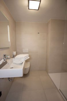 Golden Tulip West Ende