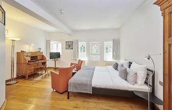 Hotel MutterHaus Dusseldorf
