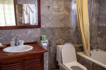Chitchareune Mouangluang Hotel