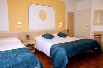 New Hotel Jolie galeri fotoğrafı
