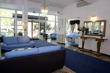 New Hotel Jolie fotoğrafı