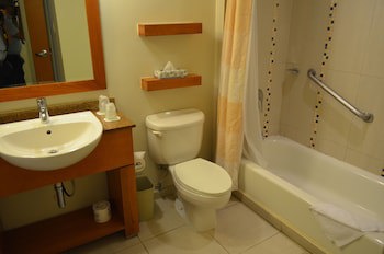 Courtyard By Marriott Aguadilla