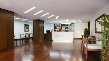 Amanjaya Pancam Suites Hotel