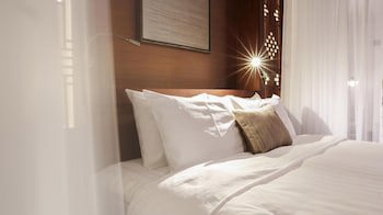 Amanjaya Pancam Suites Hotel