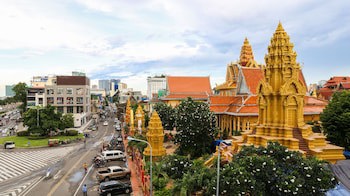 Amanjaya Pancam Suites Hotel