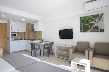 Aparthotel Bcl Levante Club