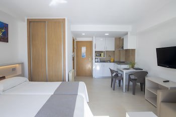 Aparthotel Bcl Levante Club