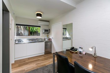 16 Northgate Motor Lodge