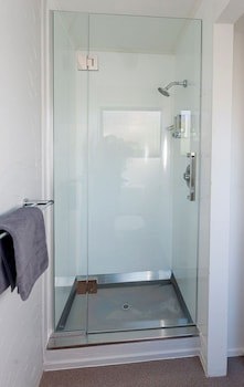 16 Northgate Motor Lodge