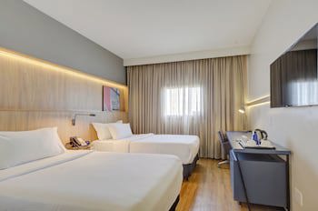 Hampton By Hilton Guarulhos Airport