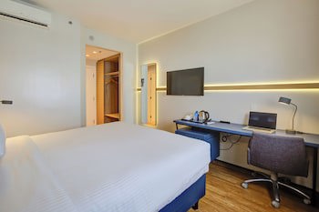 Hampton By Hilton Guarulhos Airport