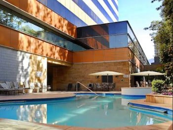 Boulevard Suites Hotel