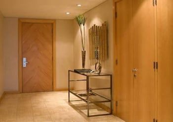 Boulevard Suites Hotel