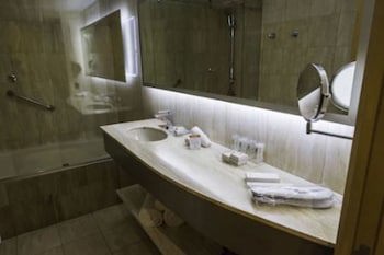 Boulevard Suites Hotel