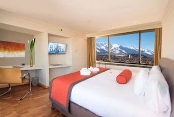 Boulevard Suites Hotel