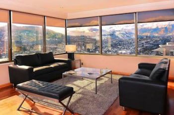 Boulevard Suites Hotel