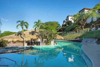Villas Sol Beach Resort