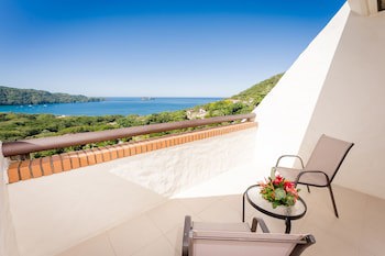 Villas Sol Beach Resort