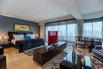 Egina Medellin