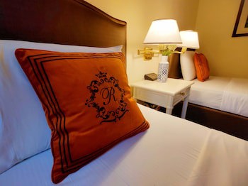 Grand Regal Hotel Davao