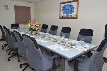 Grand Regal Hotel Davao