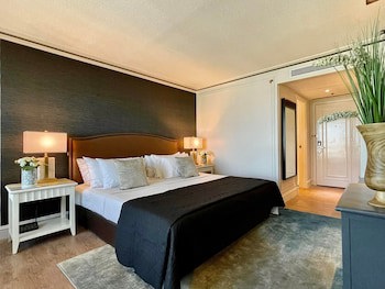 Grand Regal Hotel Davao