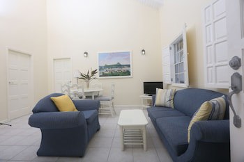 Villa Beach Cottages