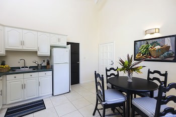 Villa Beach Cottages
