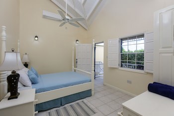 Villa Beach Cottages
