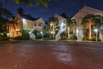 Villa Beach Cottages