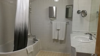 Phoenicia Tower Hotel