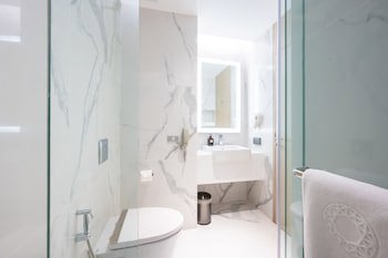 Grand Richmond Stylish Convention Hotel