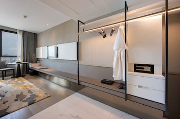 Grand Richmond Stylish Convention Hotel