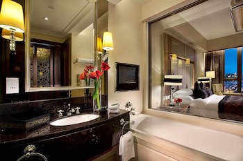 Sofitel Macau At Ponte 16