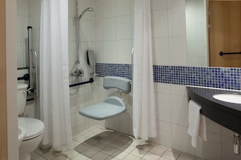Holiday Inn Express Walsall M6j10, An Ihg Hotel
