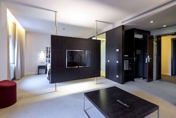 Ramada Plaza By Wyndham Bucharest Convention Center