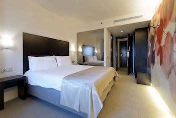Ramada Plaza By Wyndham Bucharest Convention Center