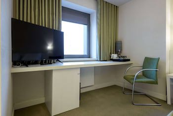 Ramada Plaza By Wyndham Bucharest Convention Center