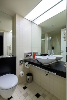 Ramada Plaza By Wyndham Bucharest Convention Center